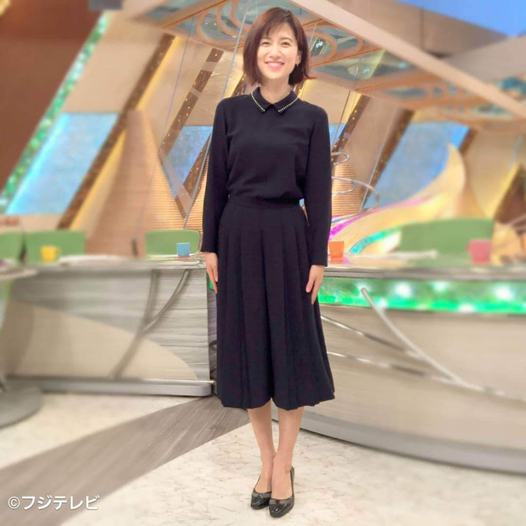 フジテレビ「とくダネ！」さんのインスタグラム写真 - (フジテレビ「とくダネ！」Instagram)「今日の梅津さんはソフトジョーゼットのトップスにプリーツスカーチョのネイビー系コーデ 襟元にパールをあしらうことで清楚さに上品さをプラス♪ #梅津弥英子 #とくダネコーデ #ソフトジョーゼット #プリーツ #スカーチョ #アナイ #anayi #スタイリスト #岡のぞみ #どんなセリフが合うでしょう #とくダネ大喜利 #ファッション #コーディネート #今日のコーデ #コーデ #アナウンサー #大喜利 #2017 #4月19日 #水曜日 #とくダネ #tokudane #フジテレビ #fujitv 170419」4月19日 18時20分 - tokudane_official