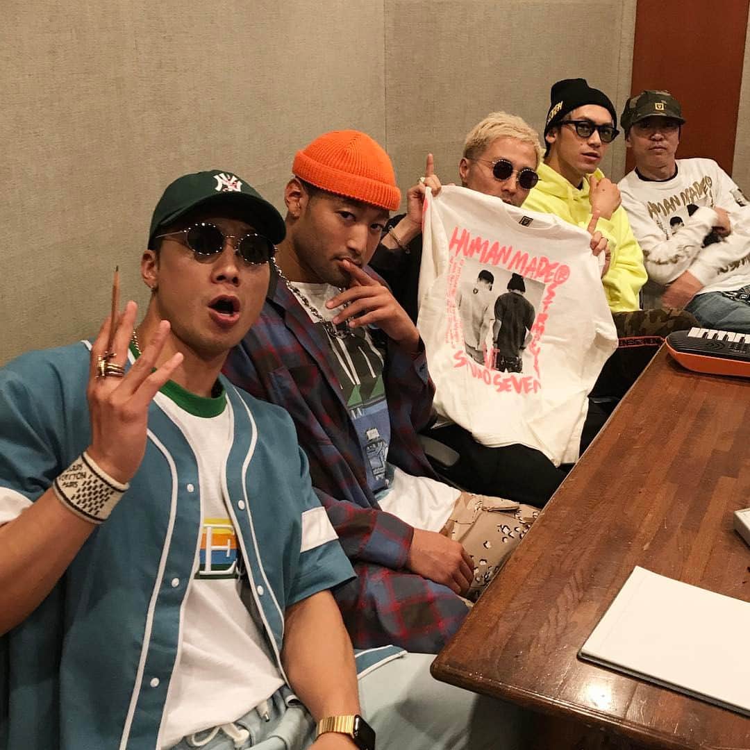 のインスタグラム：「recording 4.17 🎙」