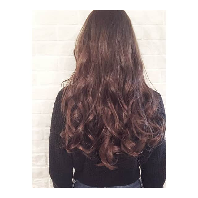 ヘアカラーカフェ千鳥橋店さんのインスタグラム写真 - (ヘアカラーカフェ千鳥橋店Instagram)「コーラル×オーキッド💁 #ヘアカラーカフェ #カラーカフェ #千鳥橋 #此花 #オーガニックカラー #オーガニック #マカダミア #マカダミアカラー #西九条 #カフェ #colorcafe #organic #写真好きな人と繋がりたい #おしゃれさんと繋がりたい#グレージュ#大阪カフェ#梅田カフェ#イルミナカラー#梅田」4月22日 22時16分 - colorcafe_chidoribashi