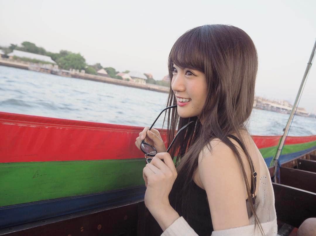 志田友美（ゆうみん）のインスタグラム：「船ちょー幸せだった(￣▽￣) ジェットコースター無理だけど船の揺れだったらイケる⭐️w」