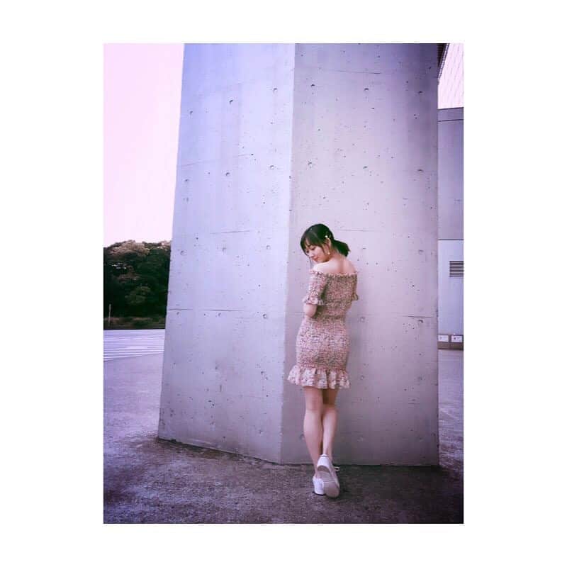 須田亜香里さんのインスタグラム写真 - (須田亜香里Instagram)「昨日の私服！  #ワンピース #最近 #お尻 #褒められる」4月24日 19時51分 - akarisuda