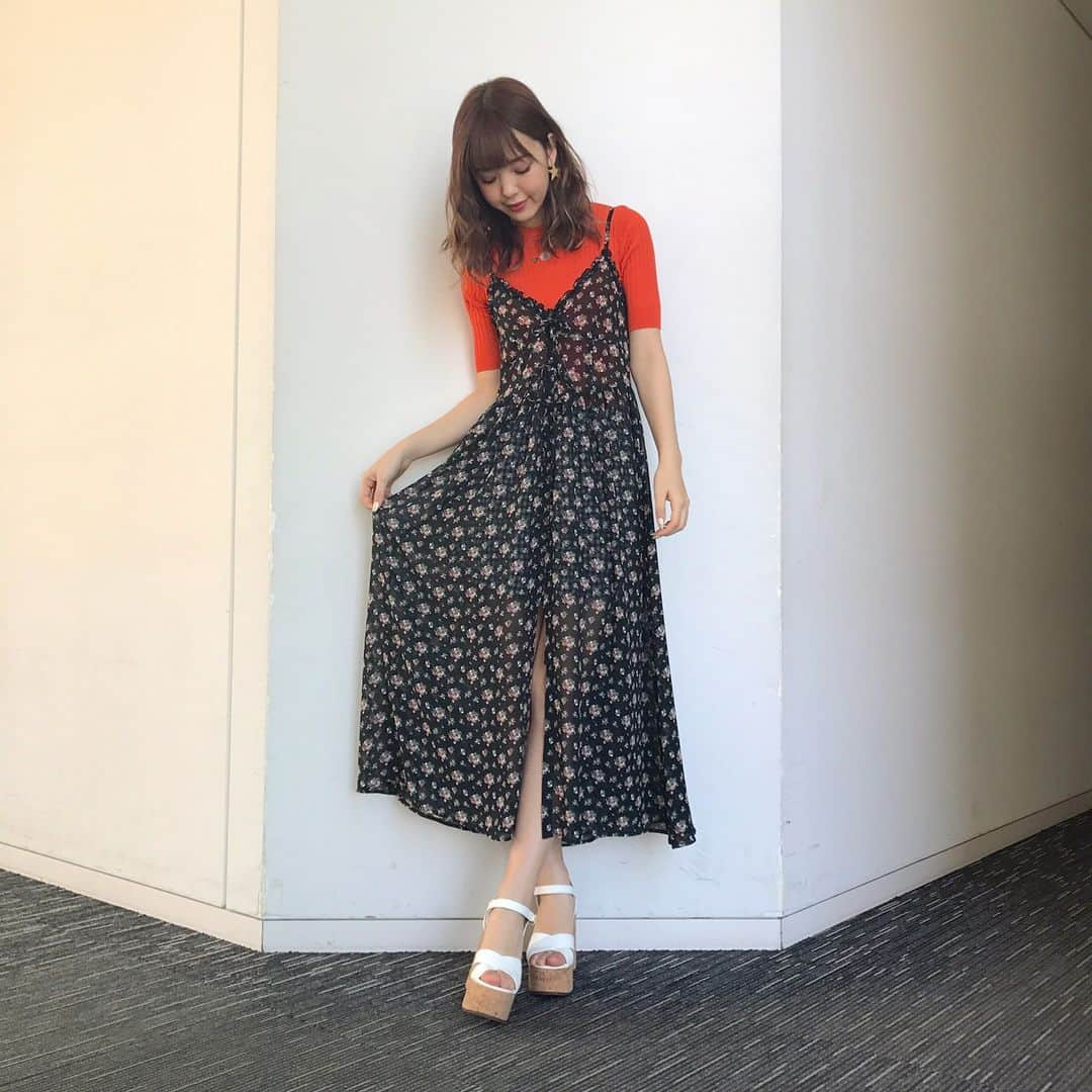 藤田ニコル（にこるん）さんのインスタグラム写真 - (藤田ニコル（にこるん）Instagram)「今日のヒルナンデスの衣装🌻💕 #ヒルナンにこるん」4月24日 19時06分 - 2525nicole2