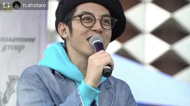 石川涼のインスタグラム：「先月福岡でやったイベントがYouTubeで配信されました。ストーリーから飛べるようにしてあるので是非観てください^ - ^  Repost from @h.shotaro 2017年3月20日にクラウドファンディングにて資金を募り入場無料にて開催させていただきました 「KiiTE-キイテ- 西野亮廣×石川涼スペシャルトークライブ」の配信動画が完成しました！  超おもしろい内容なんで絶対観てください！  #fukuoka#tenjin#kiite#キイテ#talklive#キングコング西野 #えんとつ町のプペル #ryoishikawa#fxxkingrabbits#redbull」