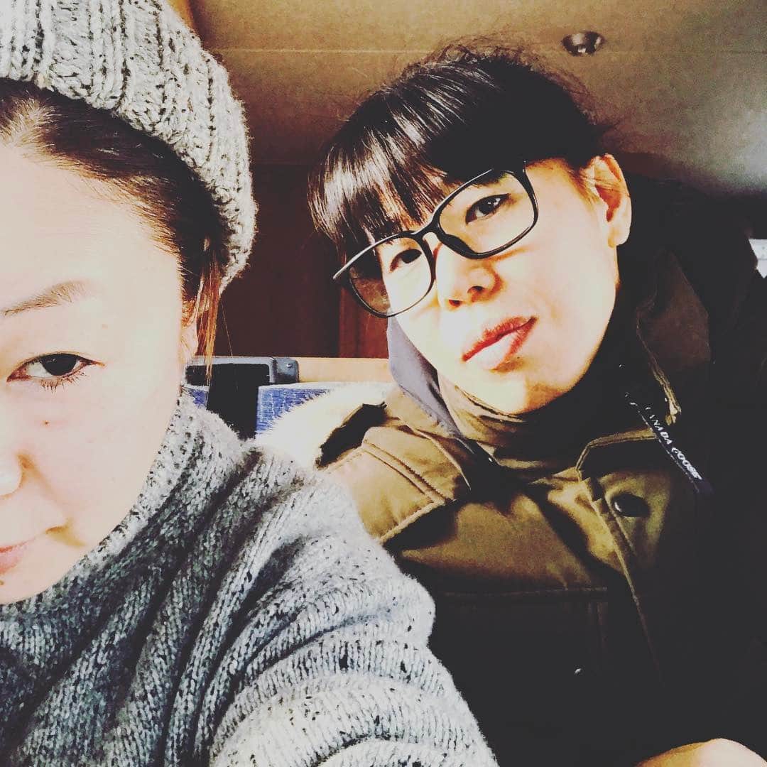 椎名直子さんのインスタグラム写真 - (椎名直子Instagram)「わたしたちすでにしんでいる、、、」4月24日 20時58分 - natadecoco