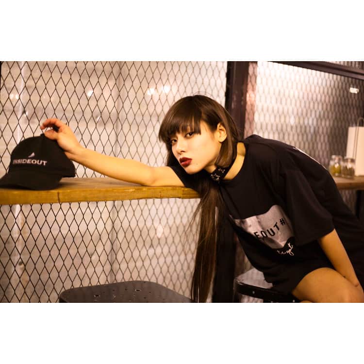 仲万美（Bambi Naka）さんのインスタグラム写真 - (仲万美（Bambi Naka）Instagram)「- INSIDE▼OUT ♦︎BLACK DRY T-Shirt ¥4.500- ♦︎CAP ¥4.000- ♦︎CHOKER ¥2.000- ♦︎CHECK SET UP ¥16.000- http://insideout.fashionstore.jp/ トップ画面にURL載せておきます ここからお買い求め下さい🦄💗💭 #INSIDEOUT  #INSIDE_OUT #Apparel #Fashion #Japan #Tokyo #Osaka #BambiNaka 残り1点って書いてあったような、、、お早めにっ！！！🖤」4月25日 15時09分 - 615_bambi