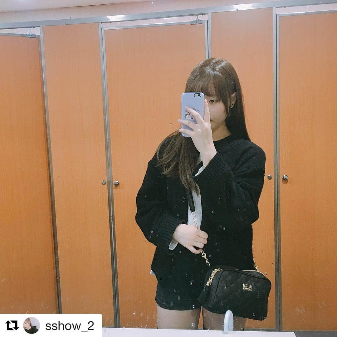 Linea-Storia KOREAさんのインスタグラム写真 - (Linea-Storia KOREAInstagram)「#Repost @sshow_2 ・・・ 긴머리로 기분전환💇🏻 . . . . #긴머리#긴생머리#허니브라운#가발#통가발#리네아스토리아#데일리룩#셀카」4月26日 10時18分 - lineastoria_korea