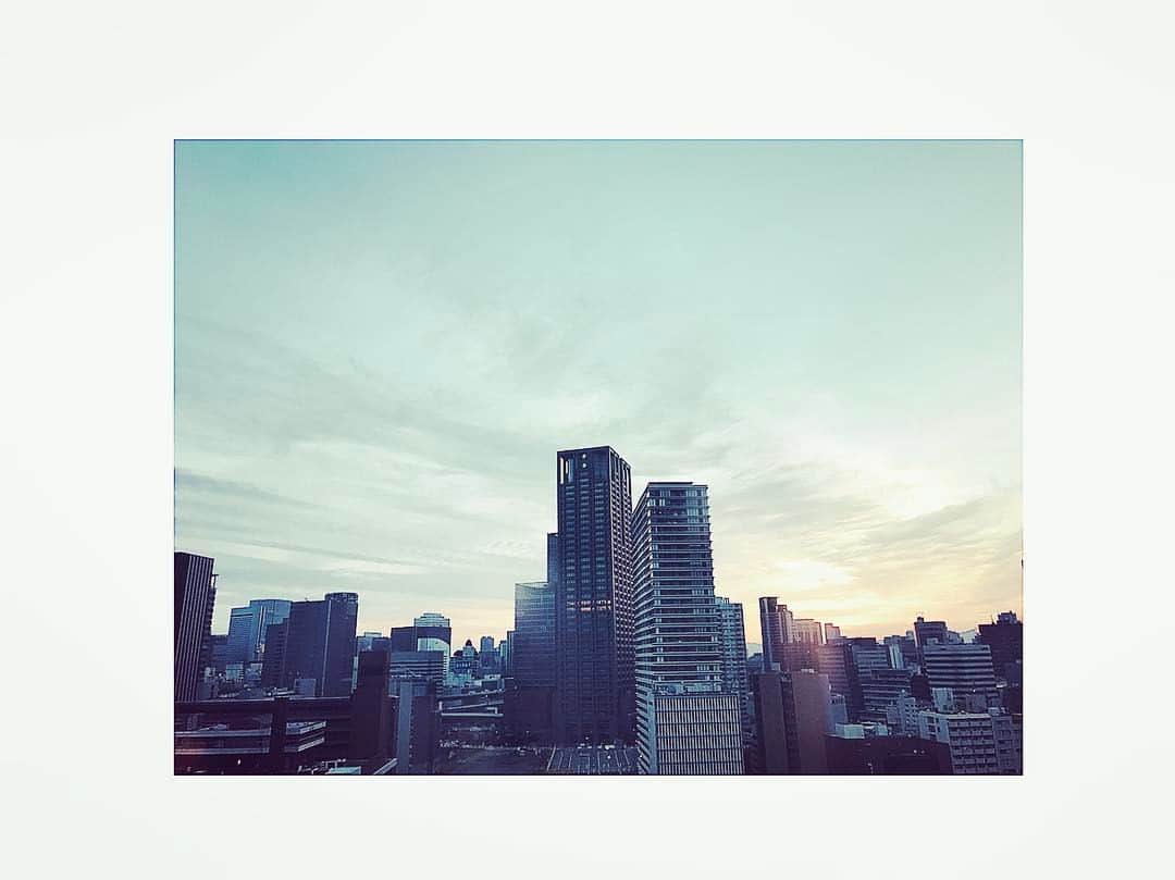 吉岡里帆さんのインスタグラム写真 - (吉岡里帆Instagram)「”new day”」4月26日 20時41分 - riho_yoshioka