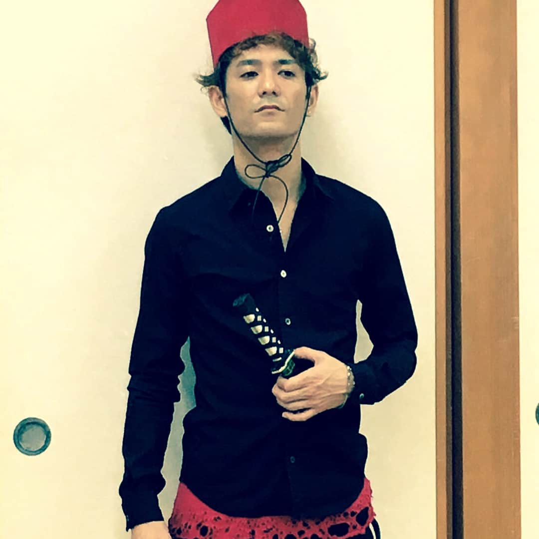 仲宗根泉さんのインスタグラム写真 - (仲宗根泉Instagram)「誰が呼んだか。 彼の名は #琉球の王 #ヒデ吉丸」4月26日 20時46分 - hy_izumi