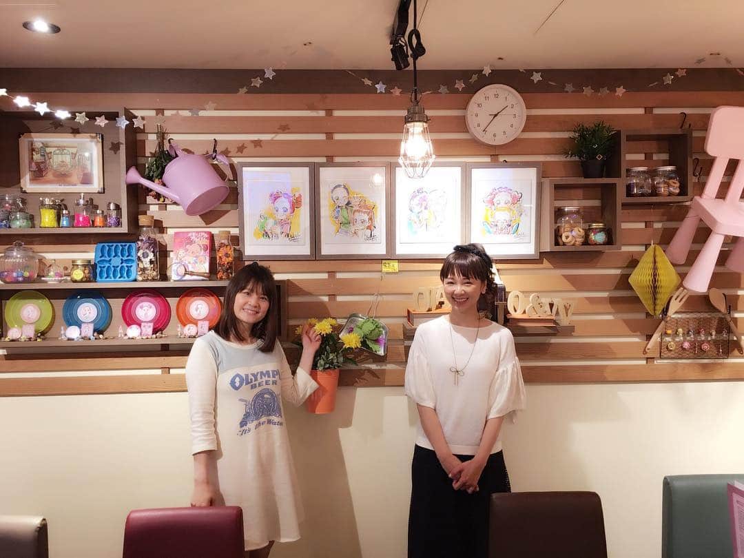 宍戸留美のインスタグラム：「#どれみカフェ #おジャ魔女どれみ #ヴィレッジヴァンガード #新宿ルミネエスト #rumishishido #石毛佐和」