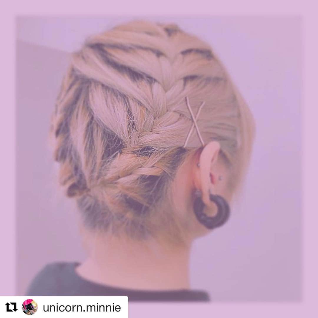 のインスタグラム：「#Repost @unicorn.minnie with @repostapp ・・・ . . 今日のヘアアレンジ🌷 頭を５つにブロッキングして編み込み . model : 松田明莉 . #ショートヘア#オールアップ #編み込み#ヘアアレンジ #作品撮り？#可愛いは作れる！ #美容学生#pipialbum#東ベル #東京ベルエポック美容専門学校#実践科 #hair #hairarrange #hairset #ヘアセット #編み込みアレンジ」