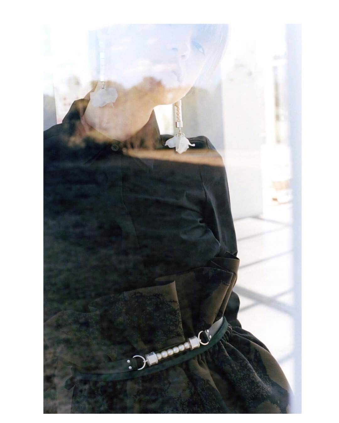 吉岡里帆さんのインスタグラム写真 - (吉岡里帆Instagram)「”malamute 17a/w collection”  @malamute_iii_knit styling: @maruko_maki」4月27日 20時20分 - riho_yoshioka
