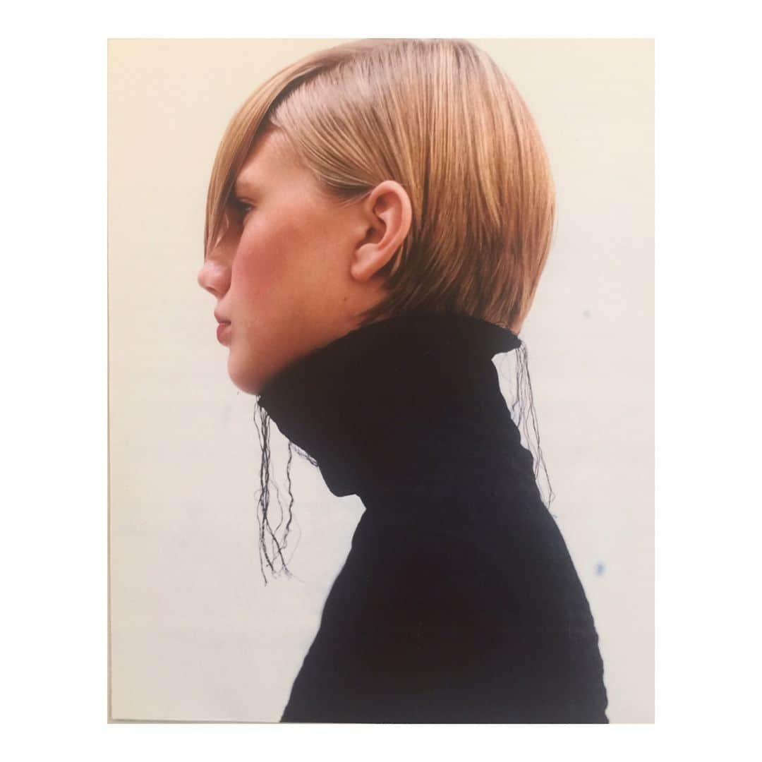 テスギバーソンさんのインスタグラム写真 - (テスギバーソンInstagram)「#tbt Some images from Collection #1 circa 2001. 📷 @gregsorensen Styling by Petrova Giberson.」4月28日 2時19分 - tessgiberson