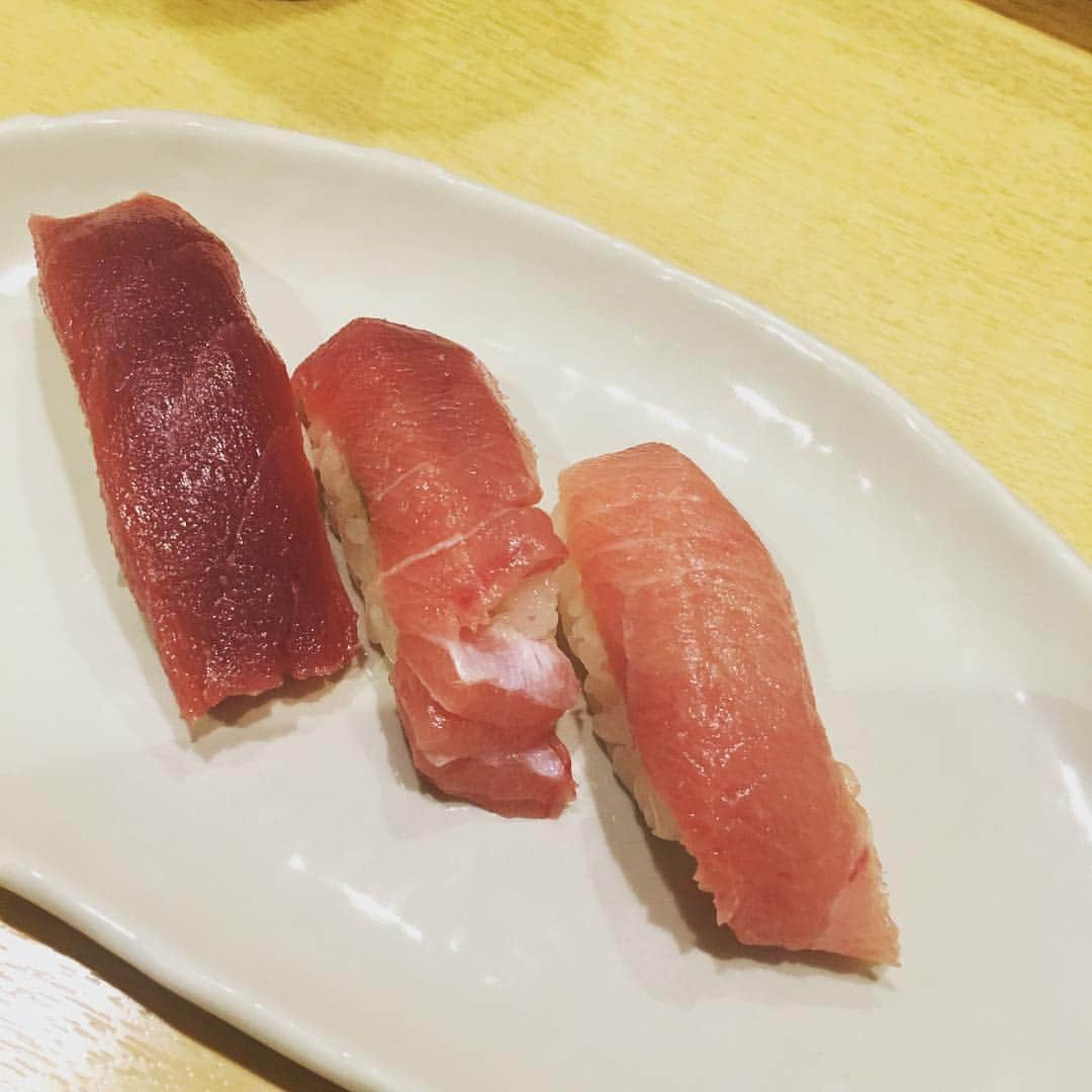 跡部みぅのインスタグラム：「なんか最初入ったお店混んでたからシースーに移動😋❤️❤️」