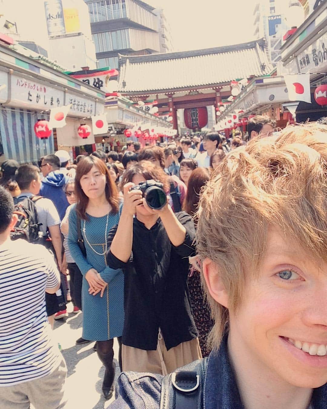 ケヴィン・レイノルズのインスタグラム：「Having fun being filmed for the Japan Foundation! I get to be a real tourist for a day.」