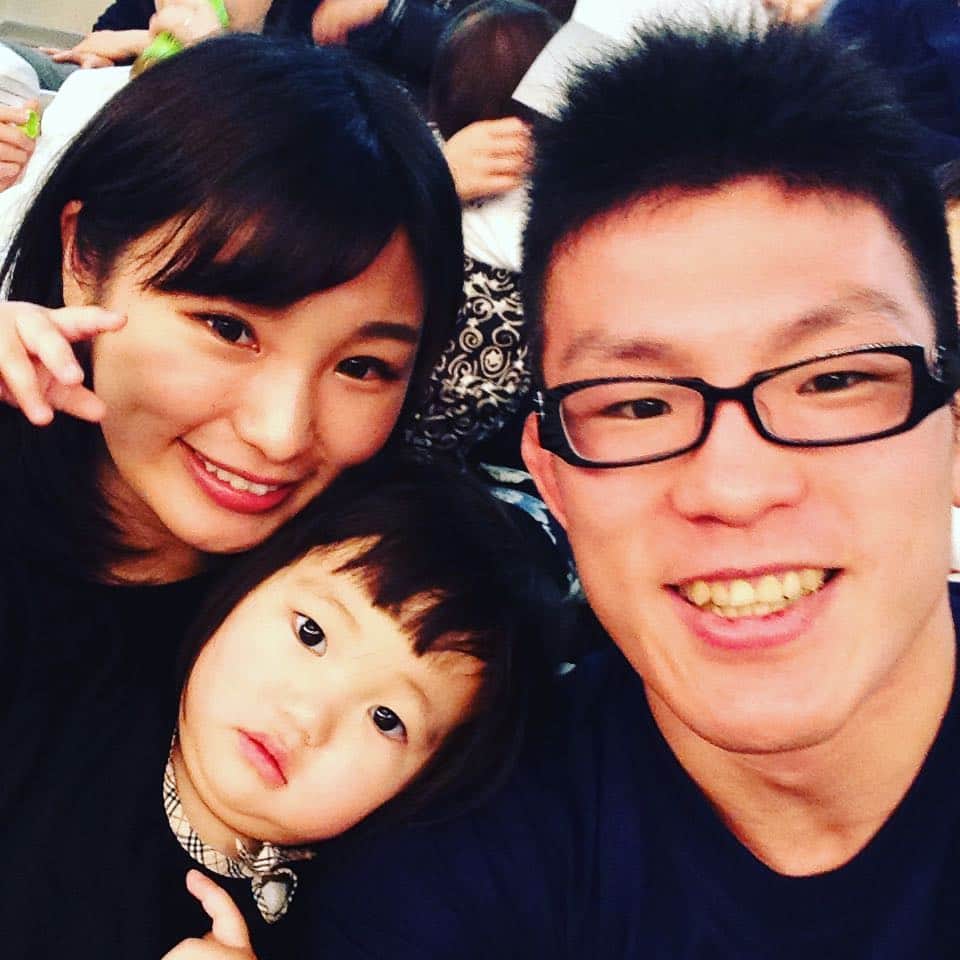 青木真也のインスタグラム：「出場した百瀬選手の奥さんは、同じ高校出身。実は彼女のお父さんに「好きなことをやれ！」と言葉を貰って警察辞めて格闘技選手になった。久々に会えて嬉しい。#全日本柔道選手権 #柔道#静岡#静岡学園」
