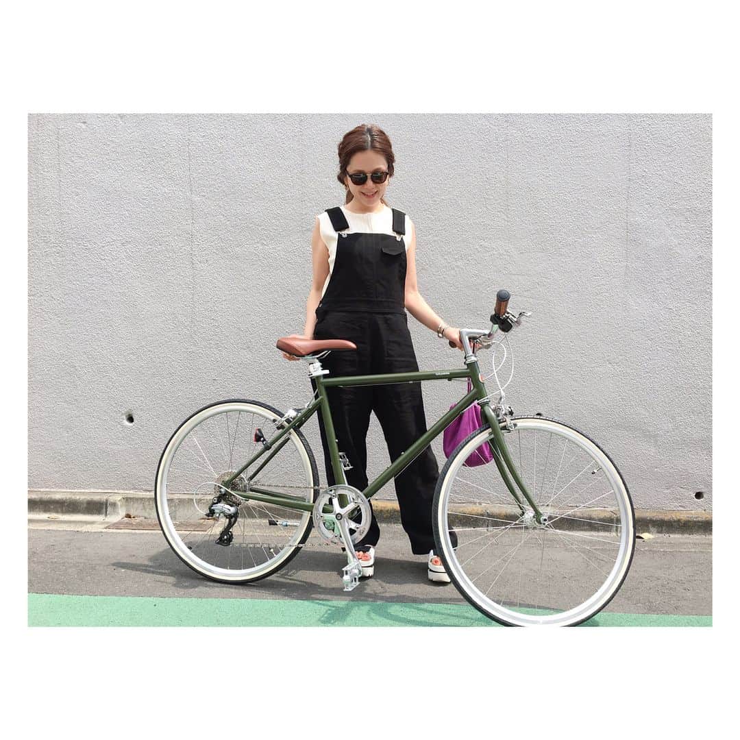 高山直子さんのインスタグラム写真 - (高山直子Instagram)「買ったどー！🚲✨ 久々の自転車生活♬乗り心地良すぎて笑っちゃう🤤💕 #tokyobike#トーキョーバイク#クロスバイク#クロスバイク女子 #crossbike#愛車#色悩んで#モスグリーン#🚲」5月1日 10時32分 - nao_70koro