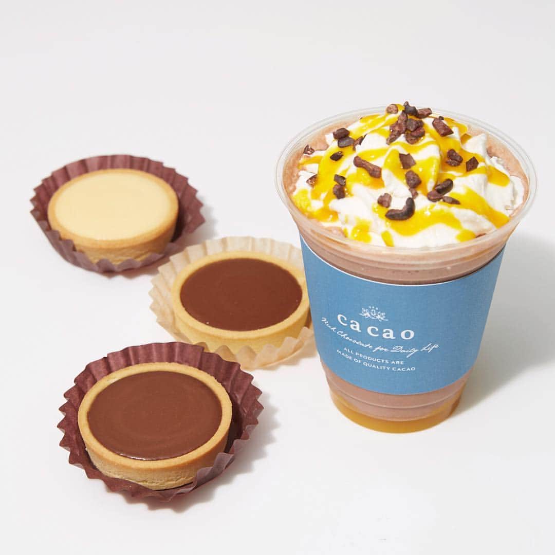 ルミネ公式のインスタグラム：「極上のチョコスイーツでお疲れ脳をハッピーに！ [ #LUMINEMAGAZINE ] #lumine #ルミネ #ルミネ新宿 #新宿 #cacao #カカオ #チョコレート #生チョコタルト #フローズンドリンク #期間限定 #生チョコ #チョコ #チョコスイーツ #スイーツ #sweets #プレゼント #ギフト #休憩 #food #instafood #yummy #follow #followme #フォロー」