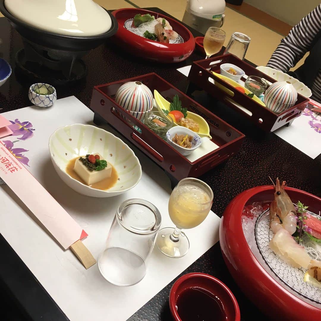 小貫智恵のインスタグラム：「箱根〜。 温泉入って美味しいご飯とビール(*´ω`*)」