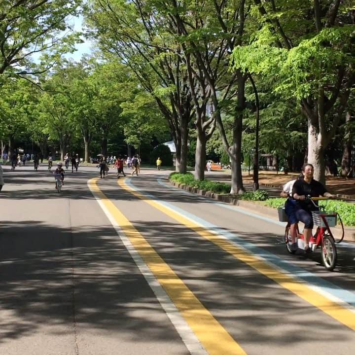大迫あゆみのインスタグラム：「嫁姑バトル😎 お母さんおっそ〜！って言ったら怒られた✌️ #駒沢公園」