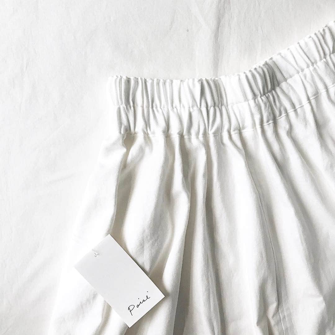 __784__さんのインスタグラム写真 - (__784__Instagram)「. Pois E のスカート OPERA 色違いで購入した白🌿 何に合わせようかな . #poise #ポイゼ」5月6日 8時00分 - ___nk1029