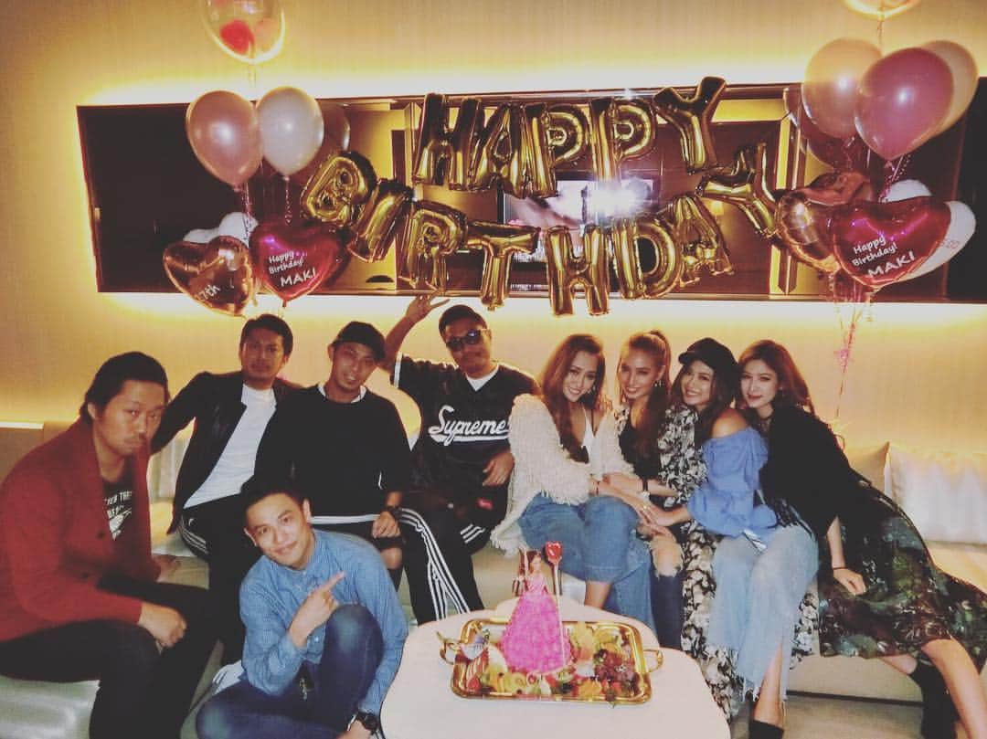 bobbyのインスタグラム：「Miss.MAKI 27th Birth Day Party!!!!!!!」