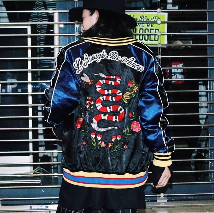 伊達豊のインスタグラム：「2017年1番びっくりした誕プレ  #gucci #alessandromicheleforgucci #gucci_community」