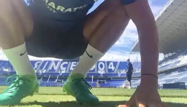 フアン・パブロ・アニョル・アコスタのインスタグラム：「Seguimos entrenando y mejorando en la recuperación, con mejores sensaciones cada día! 💪🏻💯🇻🇪 @nacho 🎶」