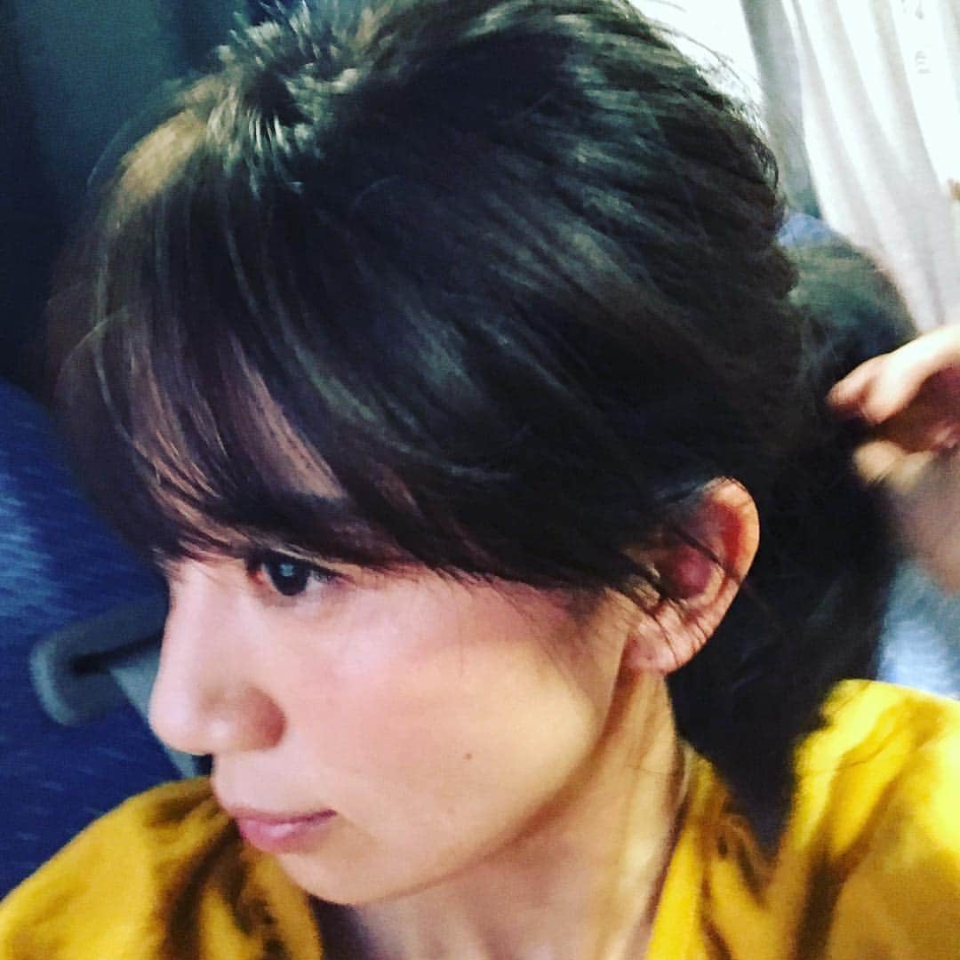 東原亜希さんのインスタグラム写真 - (東原亜希Instagram)「久々に前髪。。。✂️ abbeyにお世話になりっぱなしです🙏」6月6日 12時37分 - akihigashihara