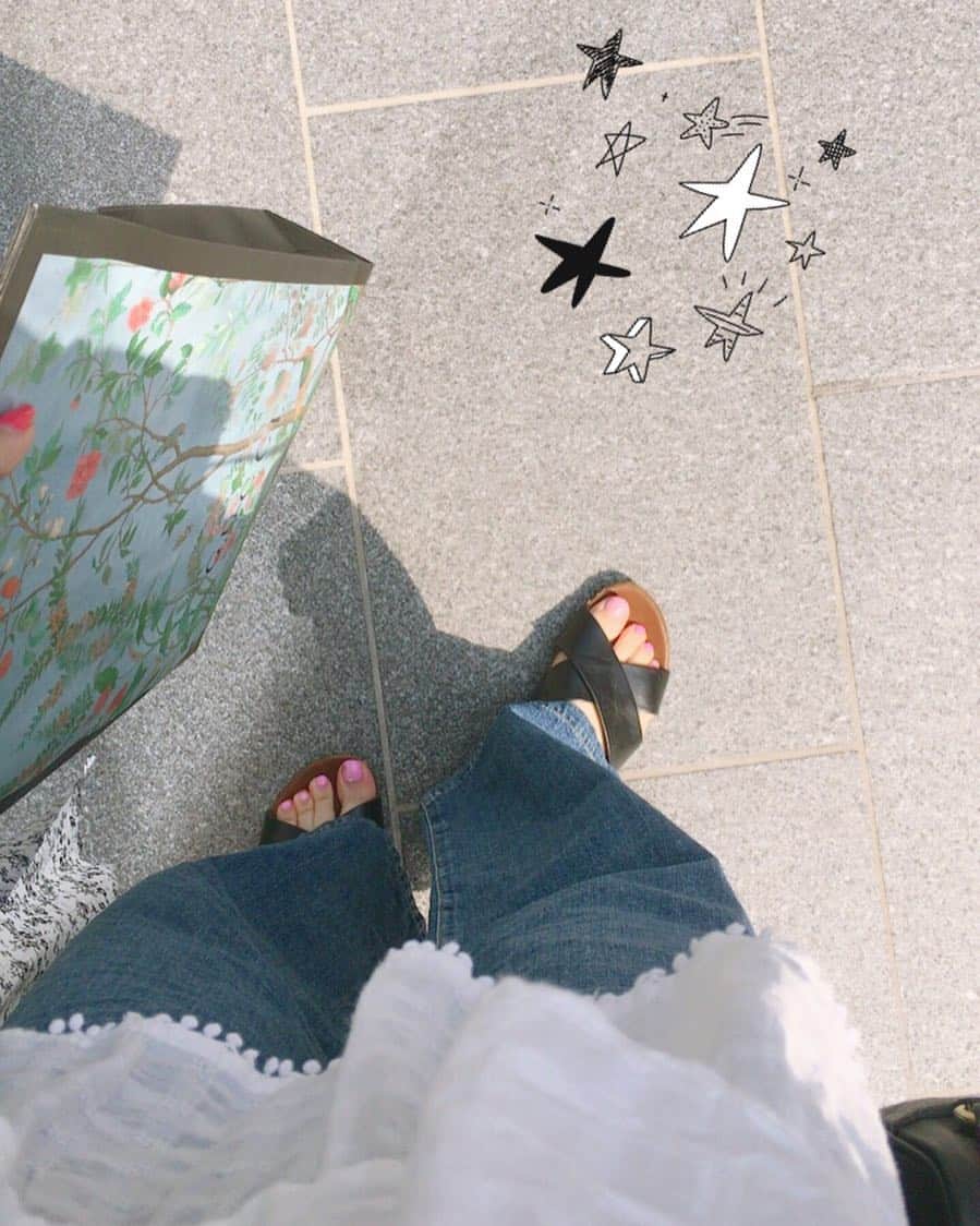 武田奈也さんのインスタグラム写真 - (武田奈也Instagram)「shopping👜💖 #newbag #omotesando」6月6日 11時21分 - nana___takeda