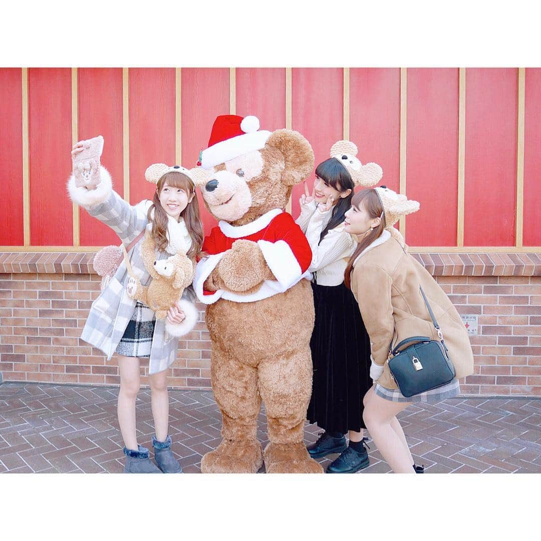 宮谷優恵（ゆえち）のインスタグラム：「. . Say cheese 📷🐻！ . #shanghaidisneyland #上海ディズニーランド #SHDL #duffy #ダッフィー #shanghai #yuemiyatani #宮谷優恵 #yuechi #ゆえち」