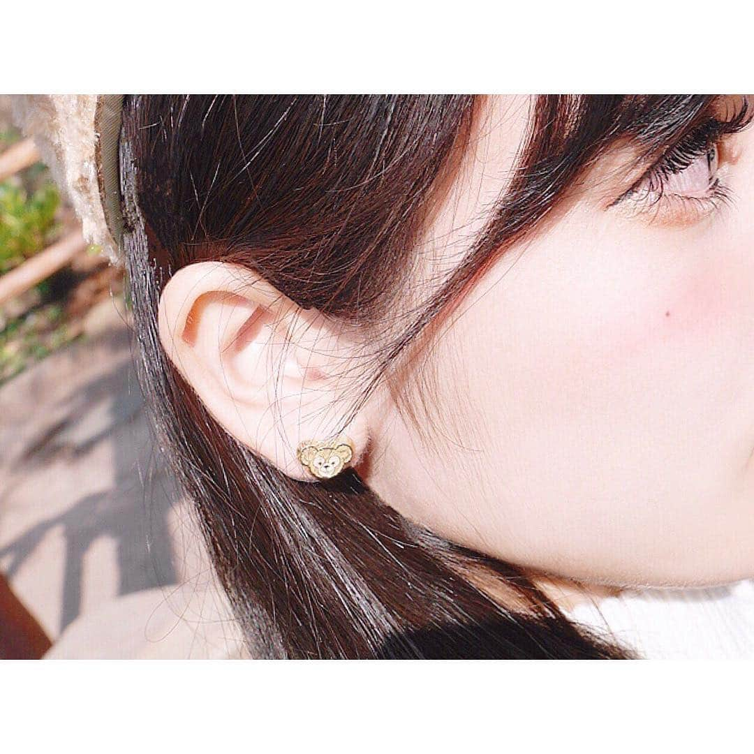 宮谷優恵（ゆえち）さんのインスタグラム写真 - (宮谷優恵（ゆえち）Instagram)「. . よく見るとピアスもダッフィー🐻 . ちっちゃいピアス大好きだから上海ディズニーで見つけてすぐ買った🐻 . #shanghaidisneyland #上海ディズニーランド #SHDL #duffy #ダッフィー #shanghai #yuemiyatani #宮谷優恵 #yuechi #ゆえち」6月3日 21時50分 - yuemiyatani