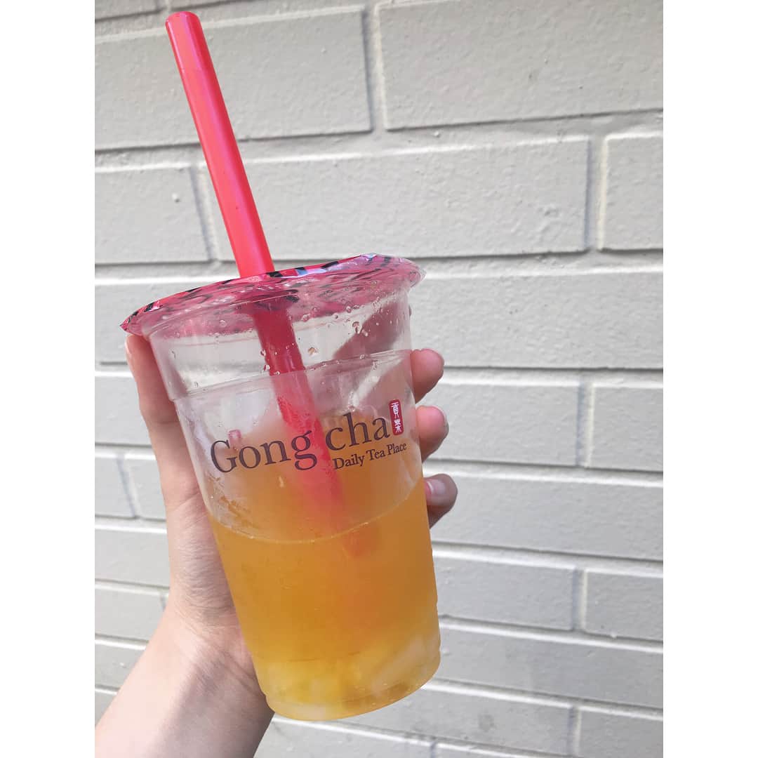 工藤美桜さんのインスタグラム写真 - (工藤美桜Instagram)「昨日Gong cha飲んだの、美味しかった、、いろんな種類があるから全部飲んでみたいな😇❤︎ さてさて私はテスト勉強がんばります。。友だちと励ましあってます、笑」6月4日 22時46分 - mmio_kudo