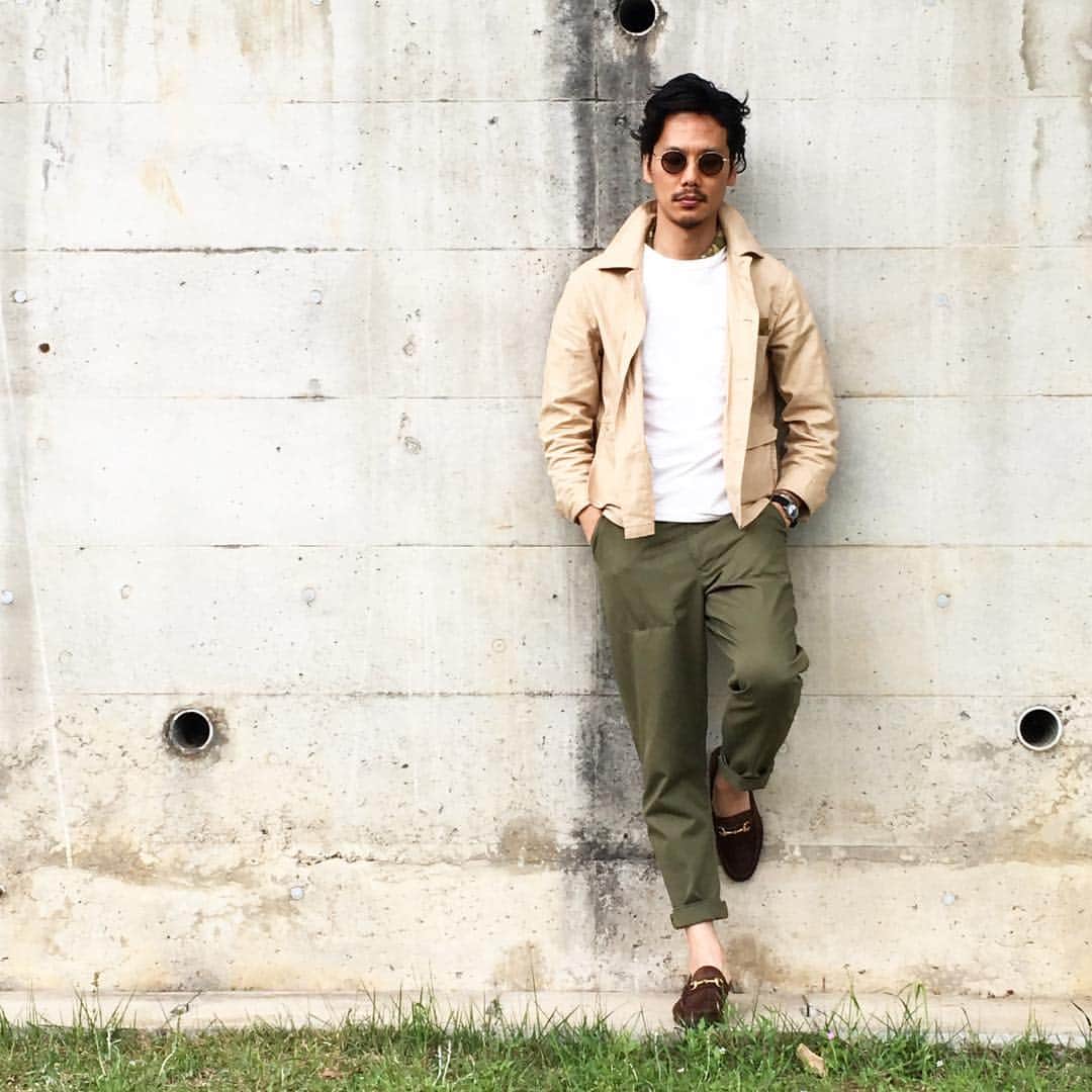 のインスタグラム：「Vintage casual on sunday Ph.koha #royalarmy #m5 #gucci #bulova #mnswr  #menswear #menswearclothing #mensstyle #mensstreetstyle #vintage #vintagestyle #vintagewear #mensfashion #mensclothing #menwithclass #menwithstyle #ootd #outfit」