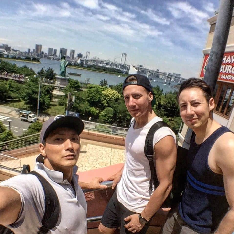 ジョナサン・シガーのグルメインスタ