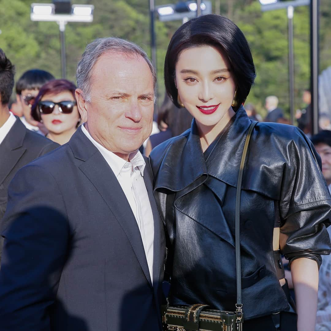 ファン・ビンビンさんのインスタグラム写真 - (ファン・ビンビンInstagram)「Unforgettable #LVCRUISE 2018 fashion show. @nicolasghesquiere once again stunned by your talent. @louisvuitton」5月14日 22時57分 - bingbing_fan