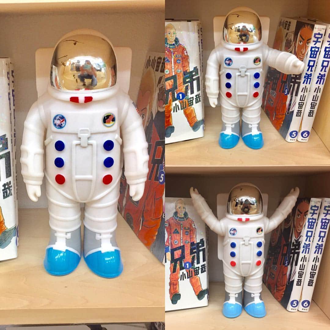 小山宙哉さんのインスタグラム写真 小山宙哉instagram 宇宙兄弟31巻 の ブライアン人形 実は 肩関節が動きます Uchukyodai Uchukyōdai Spacebrothers 宇宙兄弟 5月15日 18時00分 Chuya Koyama