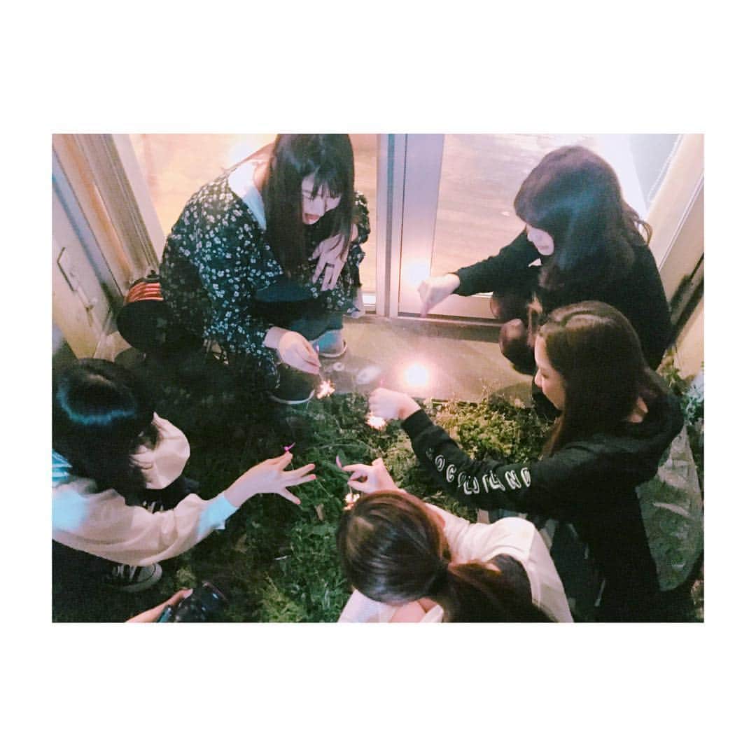 のインスタグラム：「I enjoyed the fireworks with member.🎆🎇」