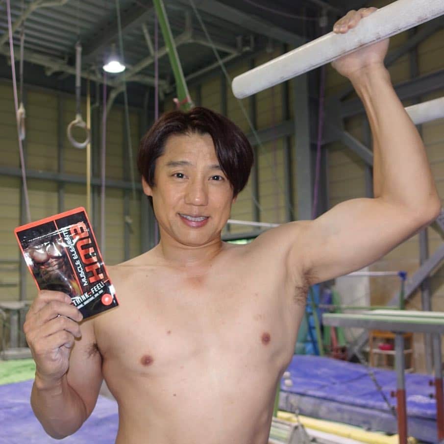 池谷幸雄 オリンピック 池谷幸雄さんのインスタグラム写真 - (池谷幸雄Instagram)「今日は撮影後、時間があったのでMy体育館にて筋トレ！  最近、トレーニングする時は必ずこれを飲んでます！ @muscle_elements_official #hmb #マッスルエレメンツ #トレーニング  #筋肉 #筋トレ #ウェイト ...