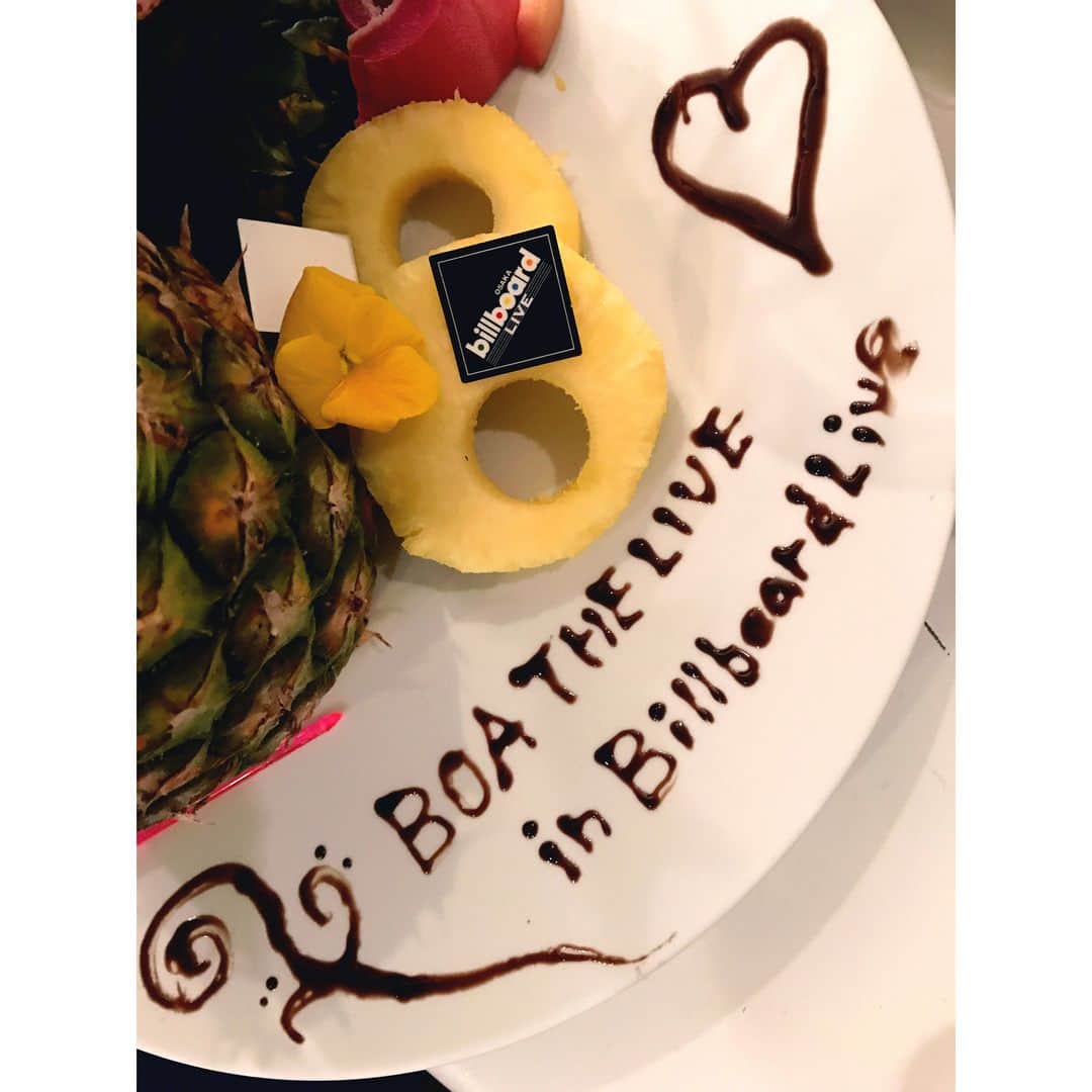 BoAのインスタグラム：「BoA the Live in Billboard Live 大阪最終日 楽しかった😘 残りの一回も頑張りましょう👍🙏 #boathelive #boatheliveinbillboardlive」