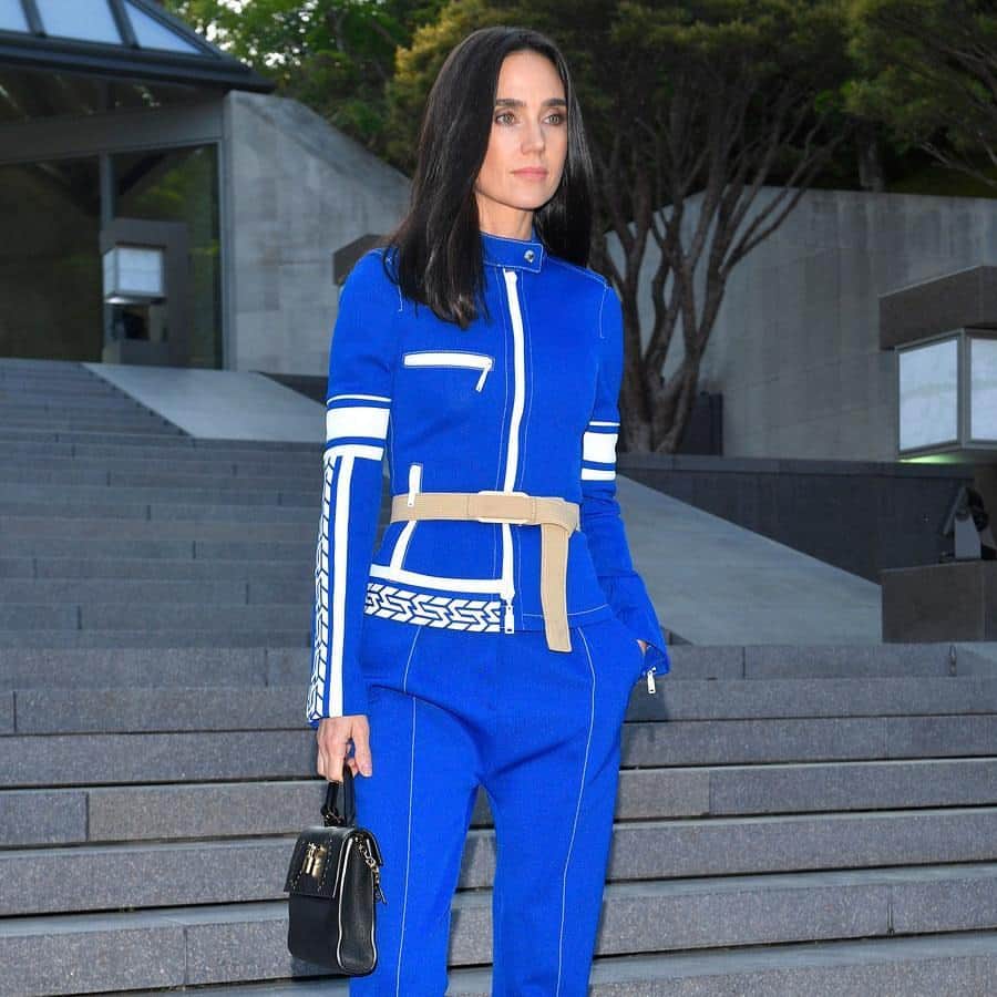ジェニファー・コネリーのインスタグラム：「Jennifer Connelly at the #LVCruise Show by @nicolasghesquiere at the Miho Museum near Kyoto , Japan. @louisvuitton #jenniferconnelly」