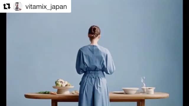 エモン・久瑠美のインスタグラム：「Vitamix web movie 🍌 @vitamix @vitamix_japan #vitamix #バイタミックス ナレーションもやりました🙏🏻」