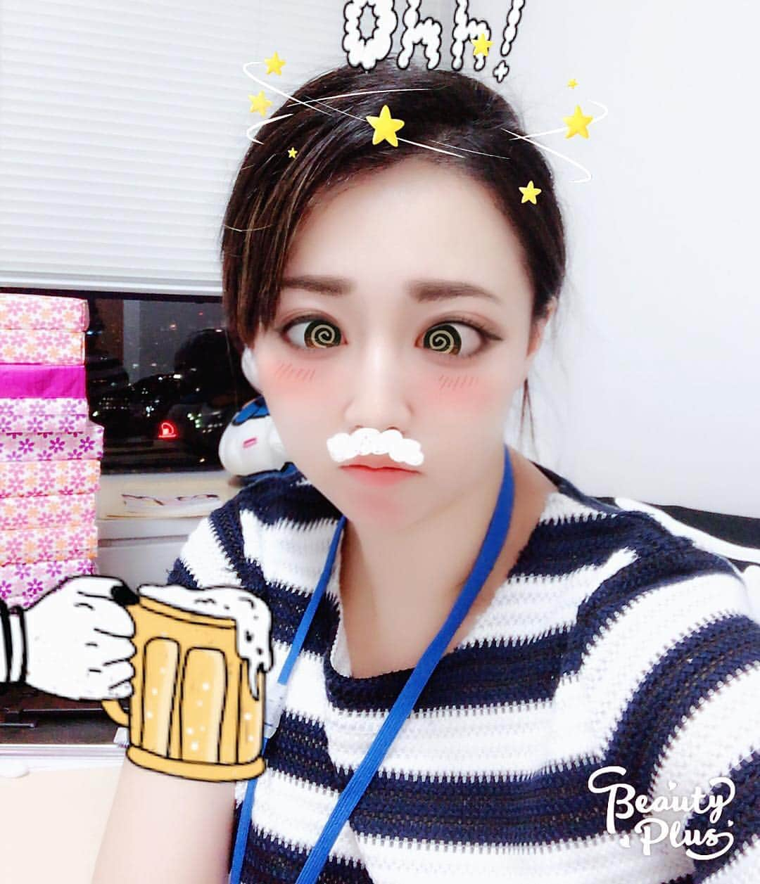 BeautyPlus Japanさんのインスタグラム写真 - (BeautyPlus JapanInstagram)「金曜だと思ったー！ . ビール飲んだら . 酔っ払って、目グルグルになったー💦🤣 . . なんてアレンジ可能❤️ . ARのビールフィルター➕二次元カメラの目グルグル🎊 . みんなもやってみてね🤣💕 . #meitugirls一期生#meitugirls#meitu#メイツガールズ#girls#可愛い#BeautyPlus#MakeupPlus#cameraapp#カメラアプリ#盛れるアプリ#神アプリ#ビューティープラス#メイクアッププラス#makeup#beauty#インフルエンサー#SNS#話題沸騰#話題#韓国#韓国旅行#オーディション#アイドル#華金待ち」5月18日 19時14分 - beautyplus_jp