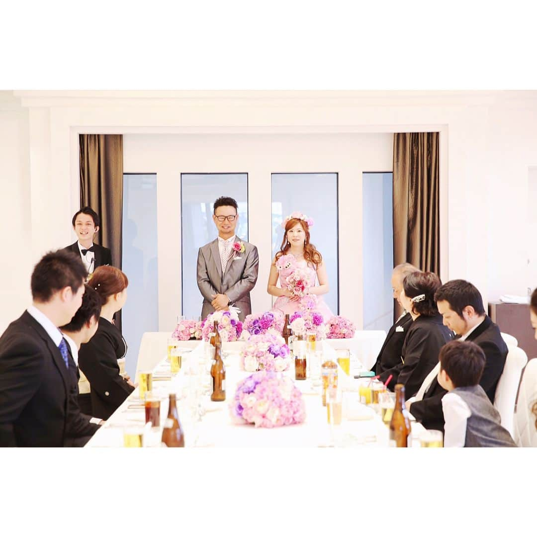 FAST WEDDING VITAさんのインスタグラム写真 - (FAST WEDDING VITAInstagram)「ご家族でアットホームなご会食✨👍 #fastweddingvita #ファストウェディングヴィータ #結婚式#結婚#結婚式場#ブライダル #チャペル#ウェディング #ウェディングレポ #プレ花嫁#卒花嫁#プレ花嫁卒業 #花嫁#花嫁ヘア #結婚準備#結婚式準備#結婚式DIY #日本中のプレ花嫁さんと繋がりたい #全国のプレ花嫁さんと繋がりたい #東京#品川区#天王洲アイル #ウェディングドレス #カラードレス #ウェディングフォト #フォトウェディング #結婚写真#結婚式前撮り#カメラマン」5月19日 9時44分 - fast_wedding_vita