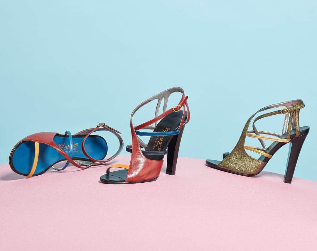 のインスタグラム：「Summer is almost here!  #massaro #handmade #madetomeasure #bespoke #heels #leather #shoes」