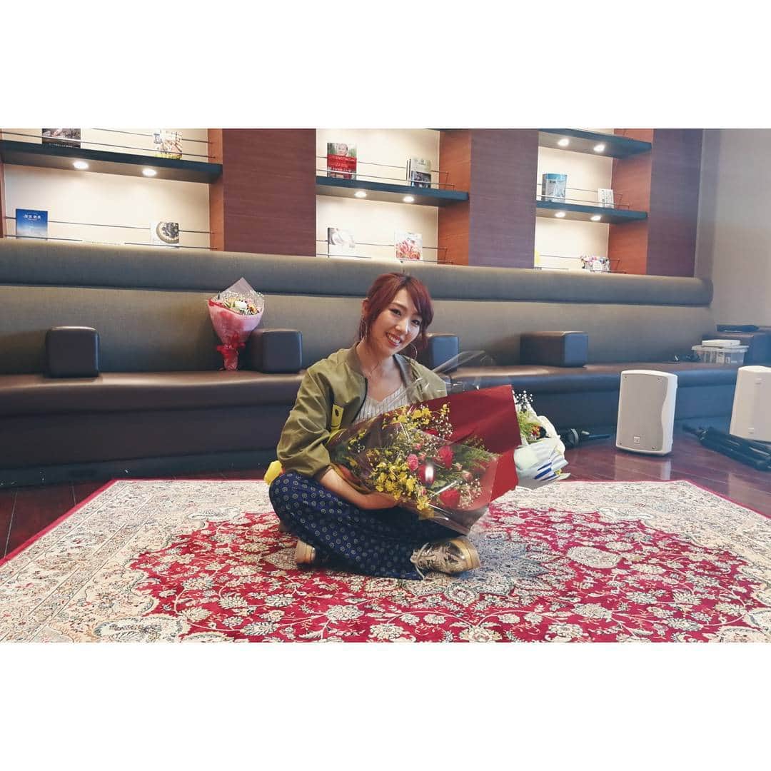 貴愛kwiae Officialのグルメインスタ