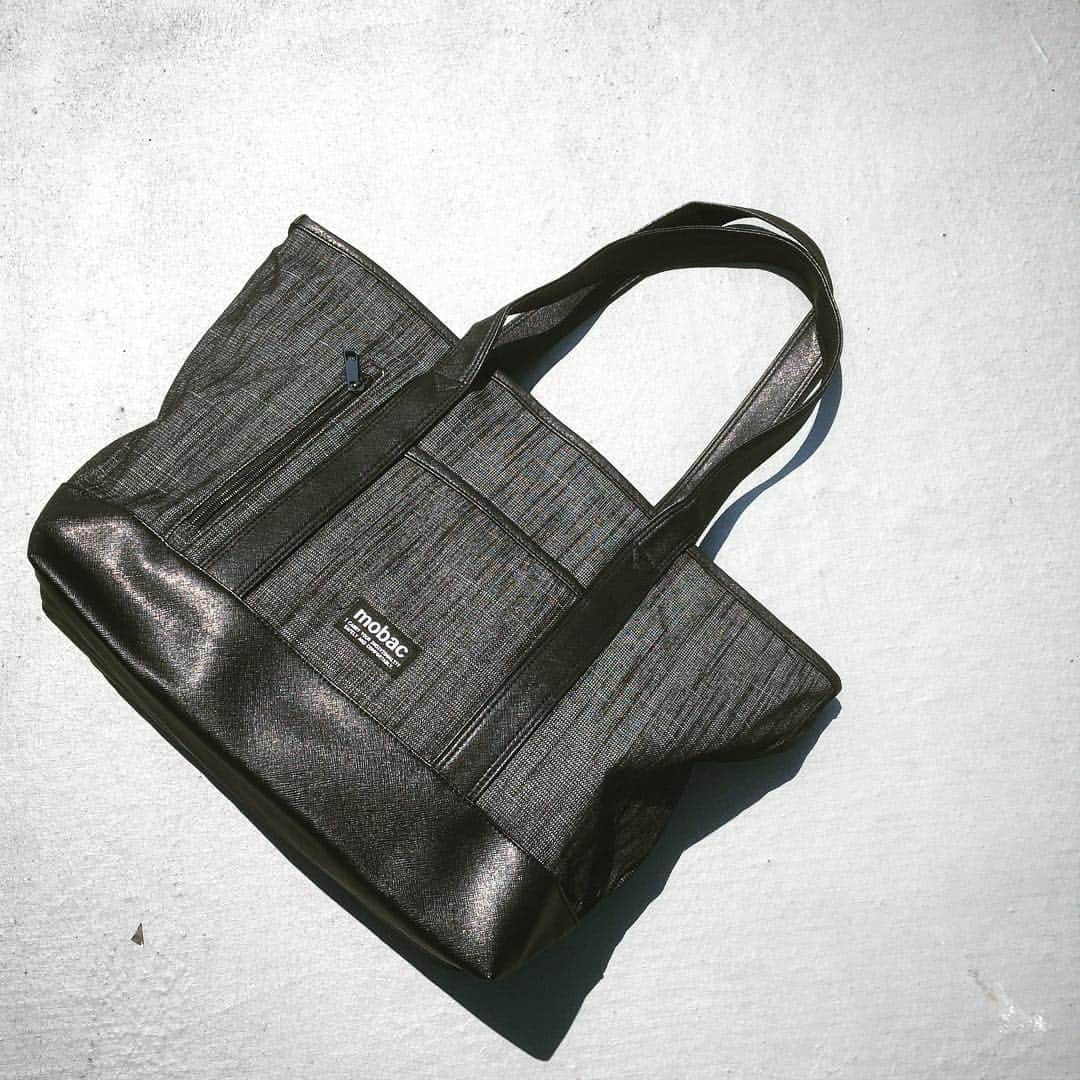 mobacのインスタグラム：「mobacの新作「デニム」シリーズのトートバッグ。 #mobac #モバック #トートバッグ #メンズバッグ #シンプル #デニム #新作バッグ #totebag #mensbag」