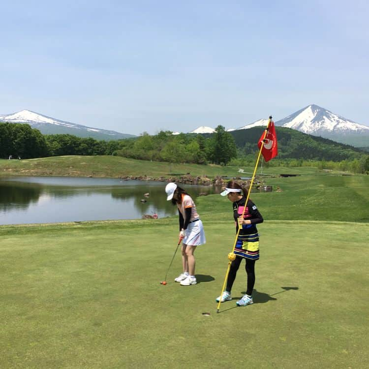 竹村真琴さんのインスタグラム写真 - (竹村真琴Instagram)「#ゴルフ #golfer #湖 #滝裕可里 @takiyukari_official」5月21日 16時16分 - makototakemura511