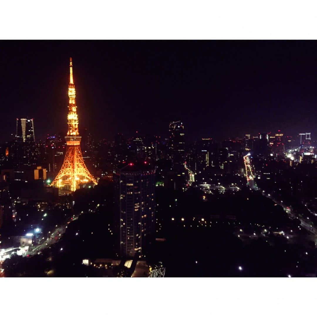岡嶋かな多さんのインスタグラム写真 - (岡嶋かな多Instagram)「TOKYO NIGHT . #tokyotower #skyscraper #midnight #sky #view #tokyo #japan」5月23日 4時18分 - kanataokajima