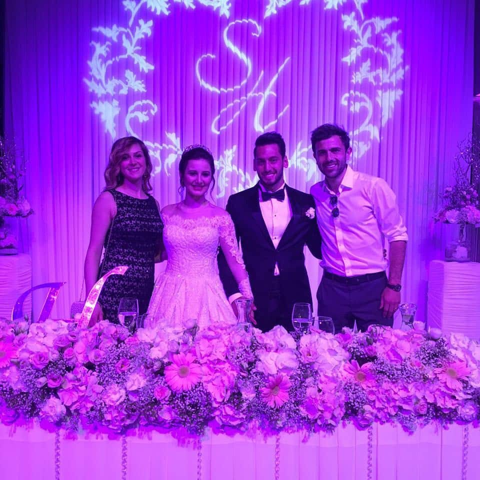 のインスタグラム：「Alles Gute Mrs & Mr Calhanoglu 💍」