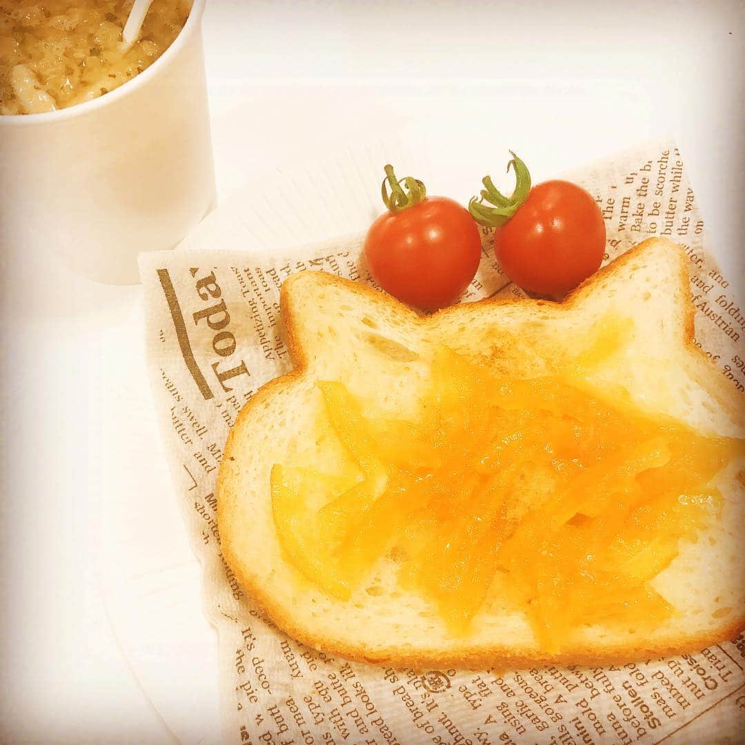 桐谷美玲さんのインスタグラム写真 - (桐谷美玲Instagram)「Today's breakfast またまたあさみねーさんが😭❣️猫ちゃんパンかわいすぎ。嬉しすぎ。 #ひとパー #ごちそうさまでした」6月6日 21時27分 - mirei_kiritani_